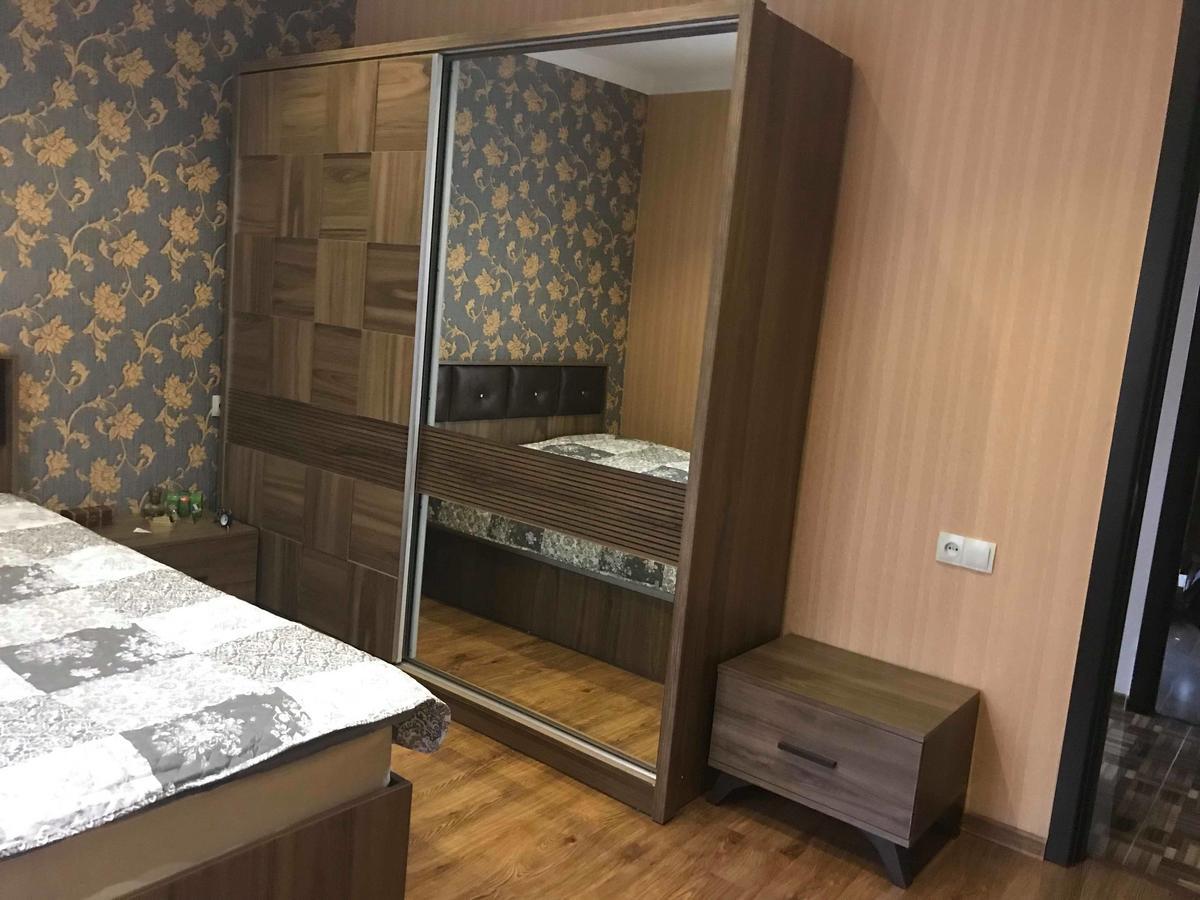 Lela'S Guest House Batumi Exterior photo